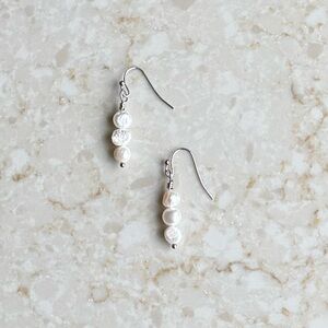 NWOT Tuckernuck Freshwater Pearl Earrings